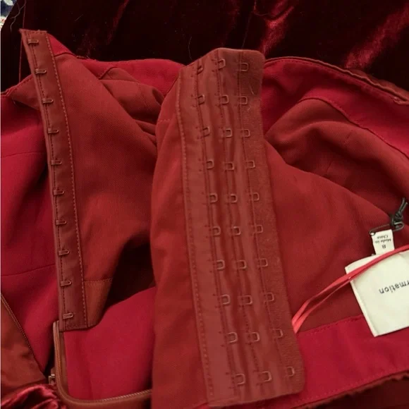 NWT Reformation Minara Strapless Midi Dress in Chianti Size 8 - Picture 12 of 17